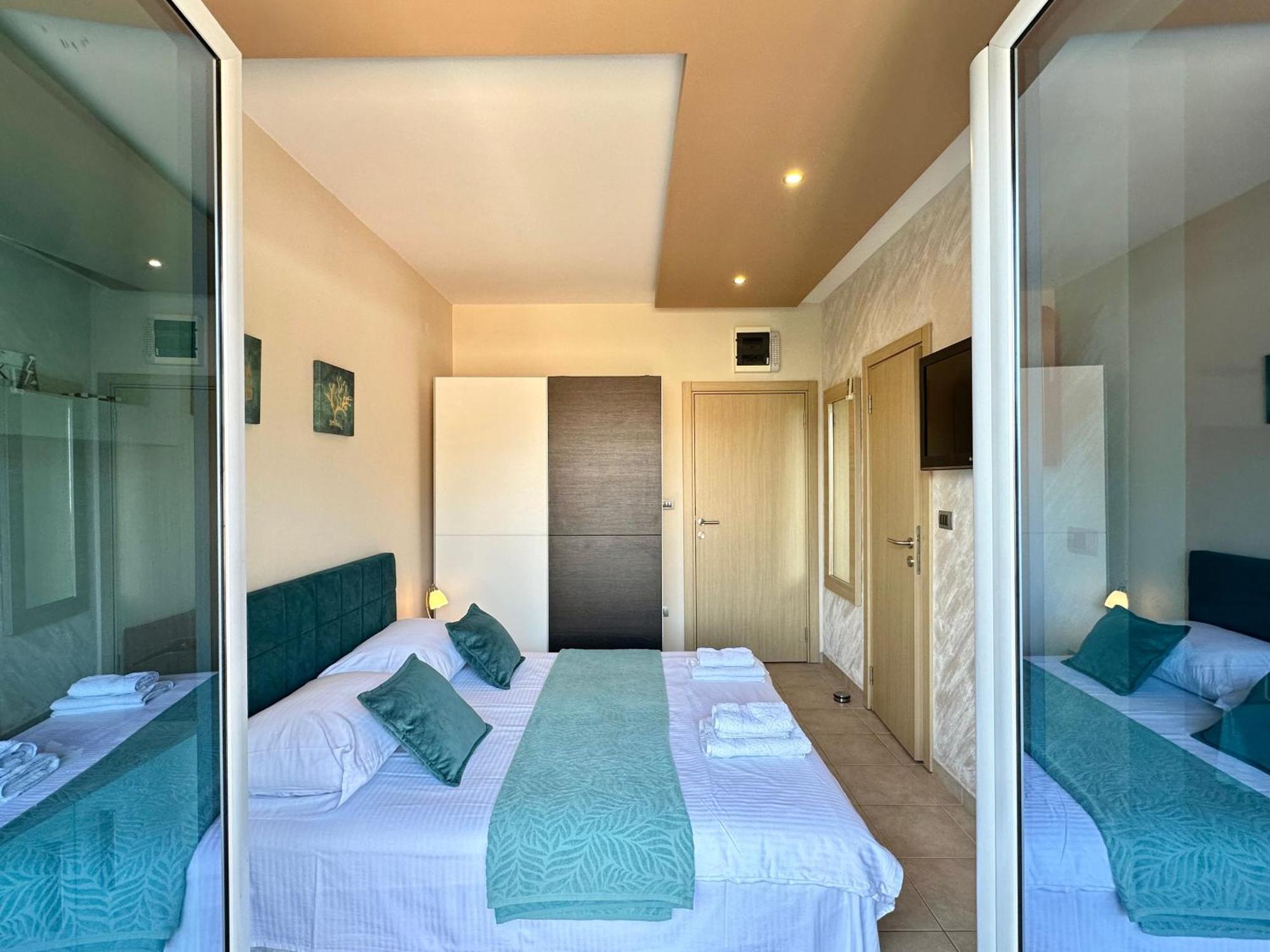 Vila Jadranka Apartments Herceg Novi Bagian luar foto