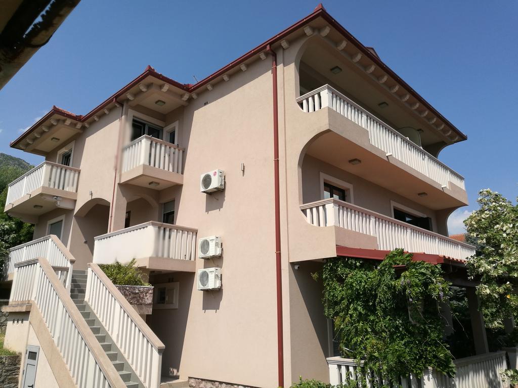 Vila Jadranka Apartments Herceg Novi Bagian luar foto